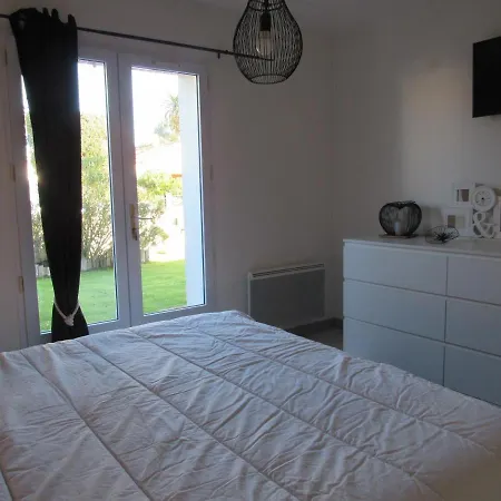Avec Terrasse, Et Proximite Plages - Fr-1-194-256 Holiday home La Faute-sur-Mer